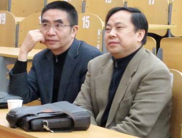 凤凰卫视首席记者令狐列莅临我校讲学